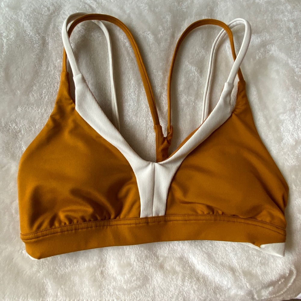 lululemon new ambition bra size 4